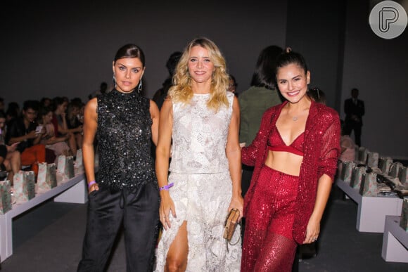 Paloma Bernardi, Christine Fernandes e Jéssika Alves em looks com muito brilho