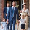 Charlotte se encaminhava para a recepção com os pais, Príncipe William e Kate Middleton, e os irmão, Príncipe George e Louis quando virou para os fotógrafos e disse:' vocês não vem com a gente', disse ela em julho de 2018.
