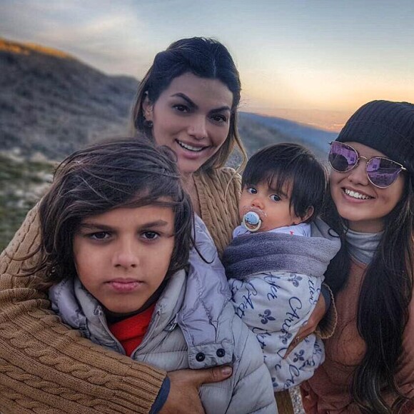Kelly Key e Suzanna Freitas encantam por semelhança