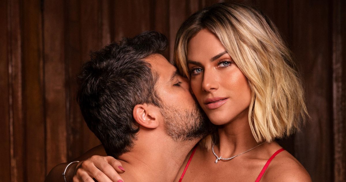 Casal Bruno Gagliasso E Giovanna Ewbank Chamou Atenção Por Ensaio Purepeople 