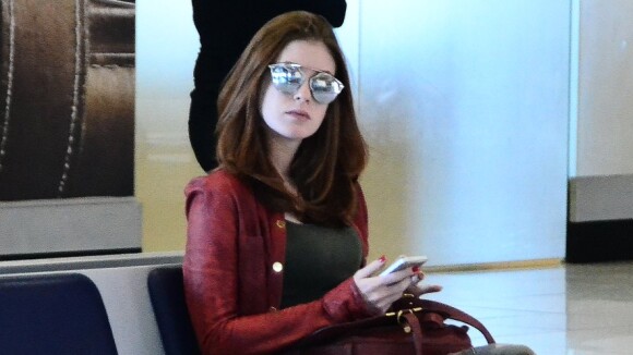 Marina Ruy Barbosa embarca em aeroporto com óculos Dior de R$ 1.800