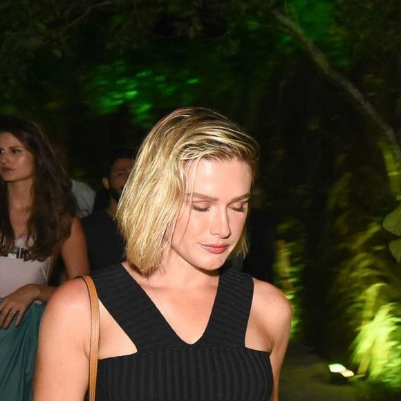 Acabou o namoro de Fiorella Mattheis e Roberto Marinho Neto