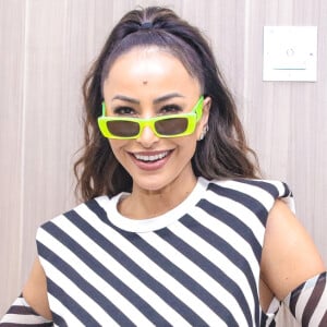 Sabrina Sato escolhe look com trends para dar palestra no Festival Path 2019