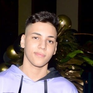 Aos 18 anos, filho de Simony, Ryan é funkeiro desde os 14