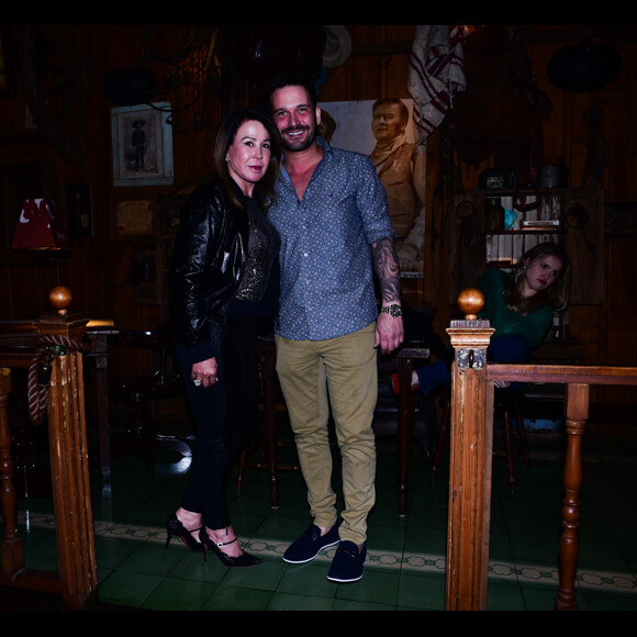 Zilu e namorado, Marco Augusto Ruggiero, se divertiram em noite em São Paulo, nesta quinta-feira, dia 06 de junho de 2019