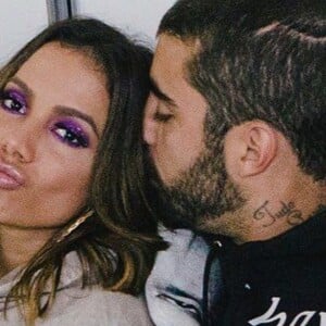 Anitta apareceu em vídeo com Pedro Scooby ao se defender de críticas: 'Vou dar uns beijos na boca para melhorar o meu humor'