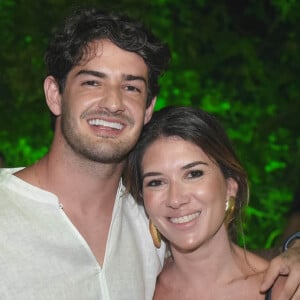 Rebeca Abravanel e Alexandre Pato já haviam se casado no civil