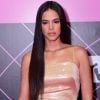 Bruna Marquezine brilha com três looks no MTV MIAW 2019