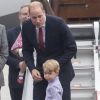 Príncipe George parece não ter gostado muito do que ouviu do pai, Príncipe William, nessa foto