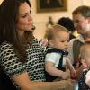 Nos primeiros meses de vida, George já acompanhava a mãe, Kate Middleton, em seus compromissos
