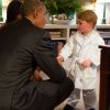 Príncipe George roubou a cena no encontro do pai, Príncipe William, com Obama