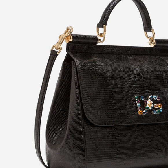 Bolsa Dolce & Gabbana usada por Camila Queiroz custa €1.650, R$ 7,3 mil