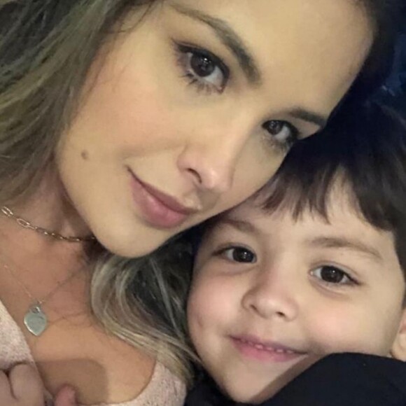 Filha de Cristiana Oliveira, Rafaella Oliveira já é mãe do pequeno Miguel