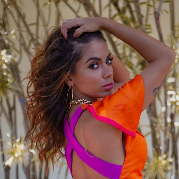 Anitta gosta de curtir o show junto com os fãs, nesta quarta-feira, dia 07 de agosto de 2019
