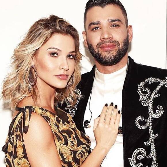 Gusttavo Lima planeja futuro e faz a mulher, Andressa Suita, rir de nervoso, como ela contou em post publicado nesta segunda-feira, dia 12 de agosto de 2019