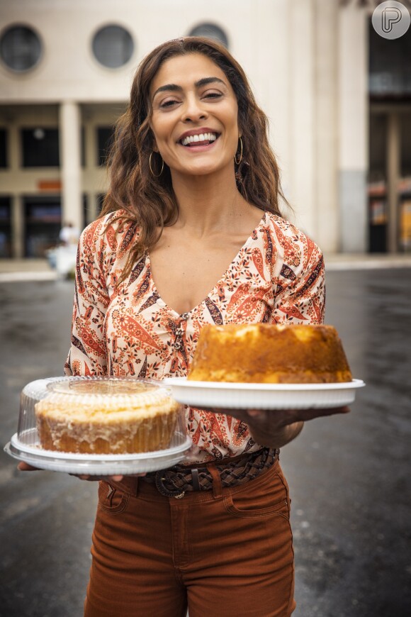 Fabiana (Nathalia Dill) impede Maria da Paz (Juliana Paes) de usar nome da fábrica nas vendas de bolo na rua na novela 'A Dona do Pedaço'