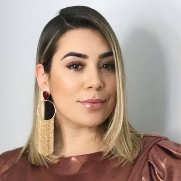 Naiara Azevedo tem exibido o corpo mais magro em fotos na web