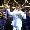 Roberto Carlos estaria em Las Vegas, EUA, em setembro, a convite da Globo para gravar o especial de fim de ano, mas a emissora achou os custos do show altos demais e resolveu mudar a apresentação para o Rio de Janeiro