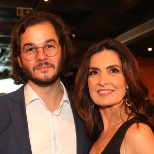 Fátima Bernardes levou o namorado, Túlio Gadêlha, na festa dos 50 anos do 'Jornal Nacional'