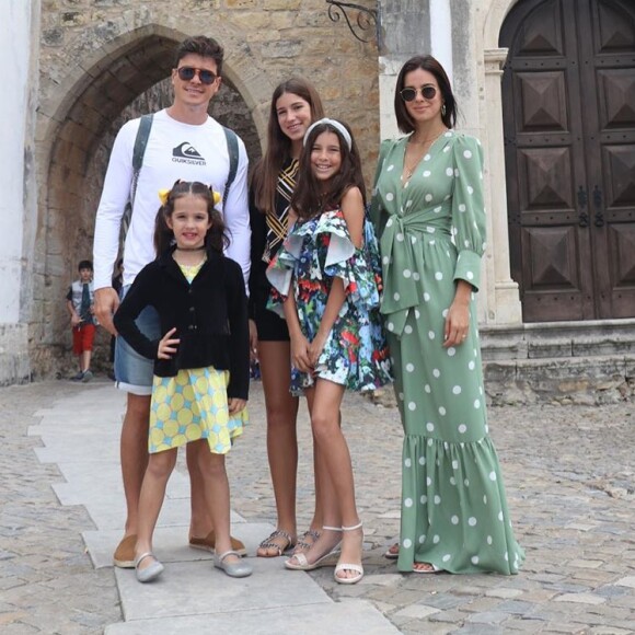 Vera Viel e Rodrigo Faro são pais das meninas Clara, Helena e Maria
