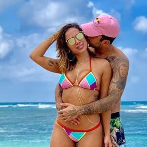 Anitta e Pedro Scooby terminaram relacionamento