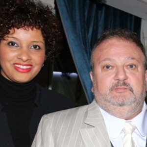 Erick Jacquin mostra filhos se divertindo na cama nesta terça-feira, dia 10 de setembro de 2019