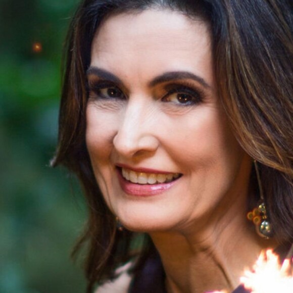 Fátima Bernardes recebe surpresa da equipe no 'Encontro Com Fátima Bernardes' nesta terça-feira, dia 17 de setembro de 2019