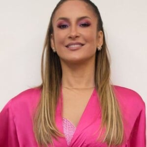 Claudia Leitte se derreteu ao filmar a filha caçula, Bela: 'Uma princesa encantada'