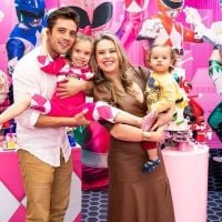 Filha de Rafael Cardoso e Mariana Bridi ganha festa com tema de Power Rangers