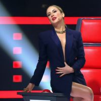 'The Voice': Claudia Leitte brinca ao seduzir candidato. 'Decote no umbigo'