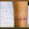 Ex-noiva de Gabriel Diniz fez tatuagem em homenagem ao cantor e dividiu opiniões na web