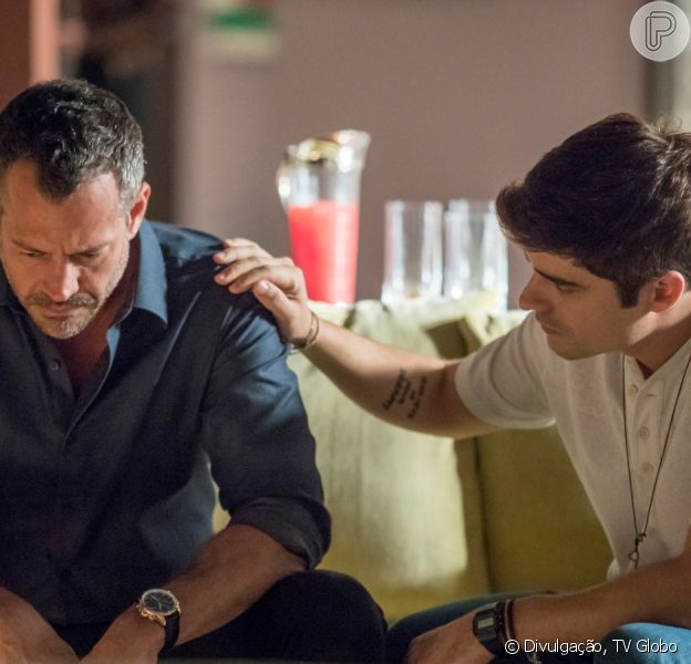 Novela 'A Dona do Pedaço': Agno (Malvino Salvador) e Leandro (Guilherme Leicam) vão se casar no último capítulo