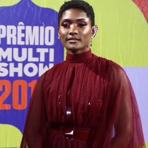 Erika Januza usa look inspirado em Rihanna no Prêmio Multishow 2019 nesta terça-feira, dia 29 de outubro de 2019