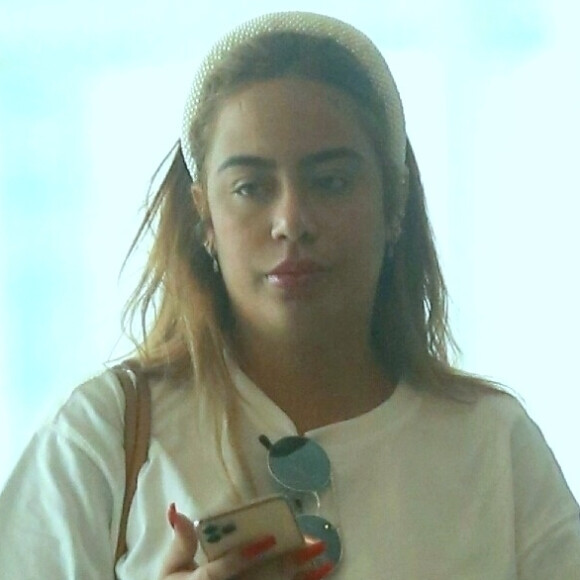 Rafaella Santos foi às compras com amiga nesta quarta-feira, 30 de outubro de 2019