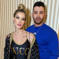 Mais um? Gusttavo Lima chama Andressa Suita no palco e pede 3º filho. Vídeo!