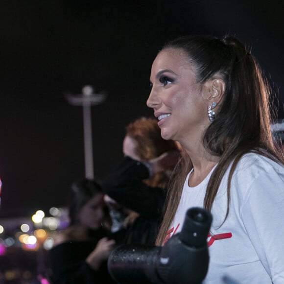 Ivete Sangalo disse que a ama a vida de mãe