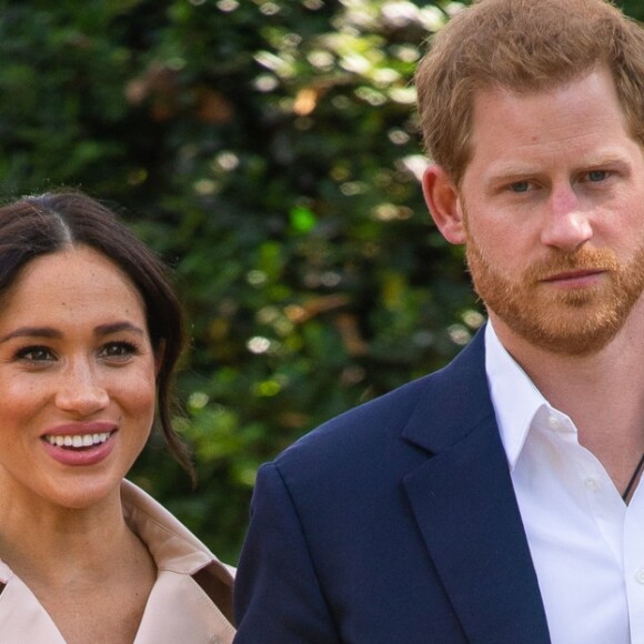 Meghan Markle processa jornais por fake news envolvendo reforma de casa, chá de bebê nos EUA e carta ao pai