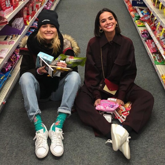 Bruna Marquezine curte temporada nos Estados Unidos com Sasha Meneghel em fevereiro de 2019