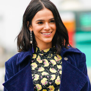 Fase solteira, ano fora da TV e trabalhos com a moda: o ano de 2019 de Bruna Marquezine