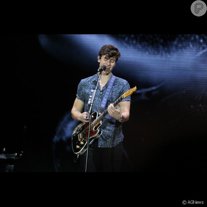 O cantor canadense Shawn Mendes chamou Maisa Silva de Larissa Manoela