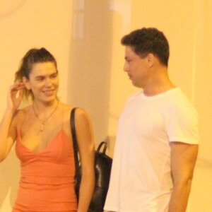 Cauã Reymond e a mulher, Mariana Goldfarb, jantaram em restaurante japonês do Leblon, Zona Sul do Rio de Janeiro