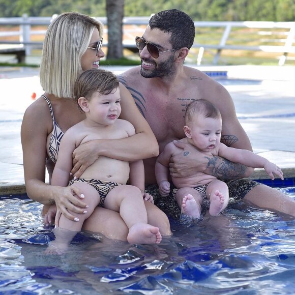 Gusttavo Lima é casado com Andressa Suita, com quem tem dois filhos