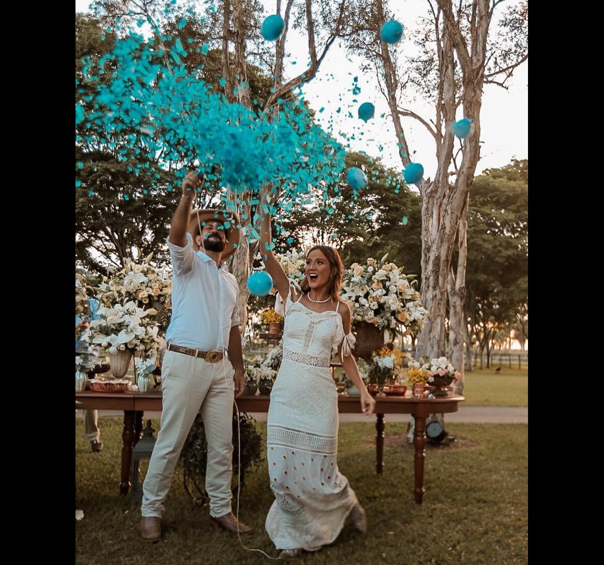 Foto: Sorocaba e Biah Rodrigues revelaram sexo do bebê em casamento -  Purepeople