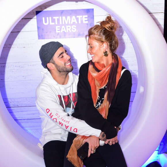 Pedro Scooby negou que a atual namorada, Cintia Dicker, esteja grávida