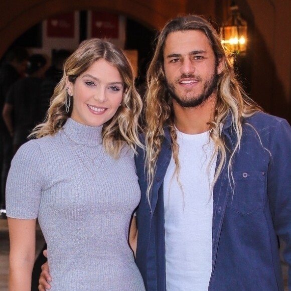 Isabella Santoni e Caio Vaz deixaram de se seguir nas redes sociais