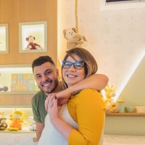 Marília Mendonça e Murilo Huff mostraram decoração do quarto do filho