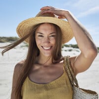 Essas 4 dicas vão te ajudar a proteger o cabelo do sol nos dias de praia