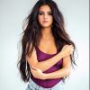 Selena Gomez posa para ensaios