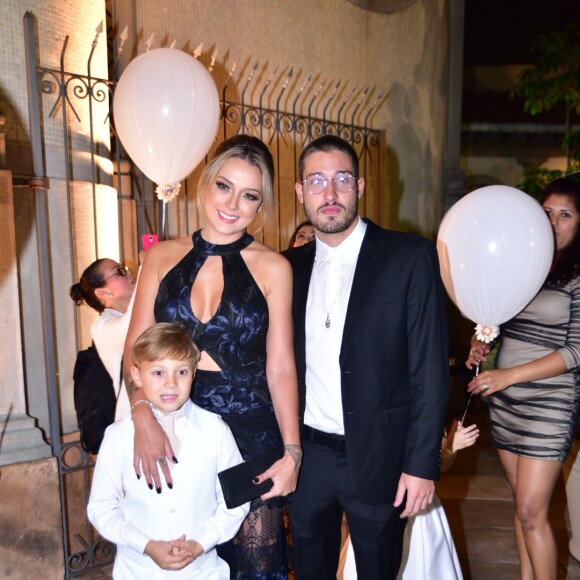 Carol Dantas nega polêmica com o ex Neymar nesta quinta-feira, dia 30 de janeiro de 2020
