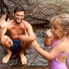 Filha de Bruno Gissoni, Madalena fez foto do pai na cachoeira durante passeio